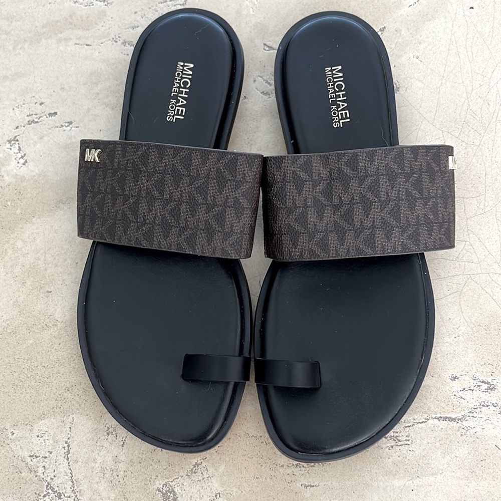 Michael Kors sandals size 7